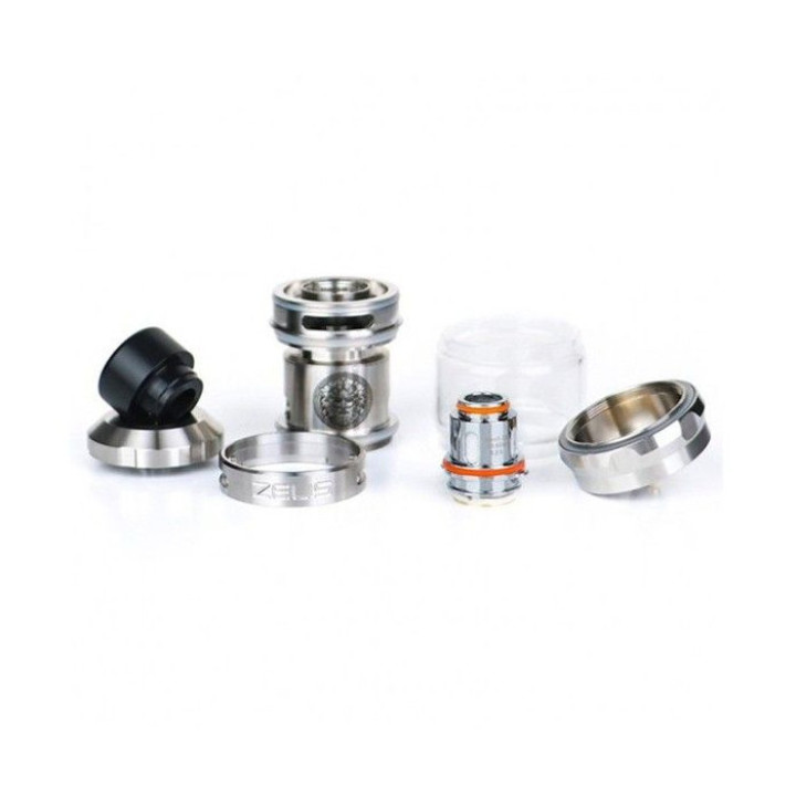 Clearomiseur Zeus Sub-Ohm Geekvape démonté : capuchon et drip tip, bague ZEUS, cheminée, verre bulle, résistance et base