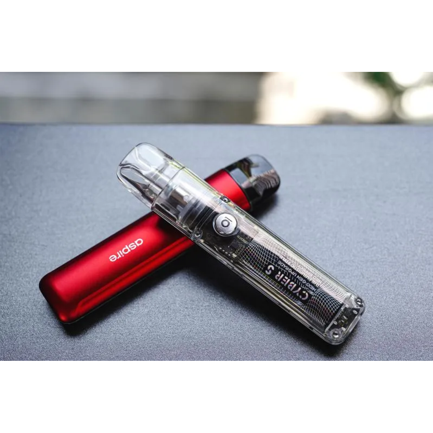 Kit Pod Cyber S Aspire coloris Red, dos coloré et face transparente