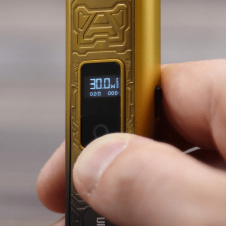 Kit Pod Ursa Nano Pro 2 Lost Vape, gros plan de l'écran